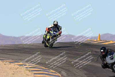 media/Jan-10-2025-CVMA Friday Practice (Fri) [[489e0da257]]/Group 4 and Trackday/Session 3 (Turns 9 and 10)/